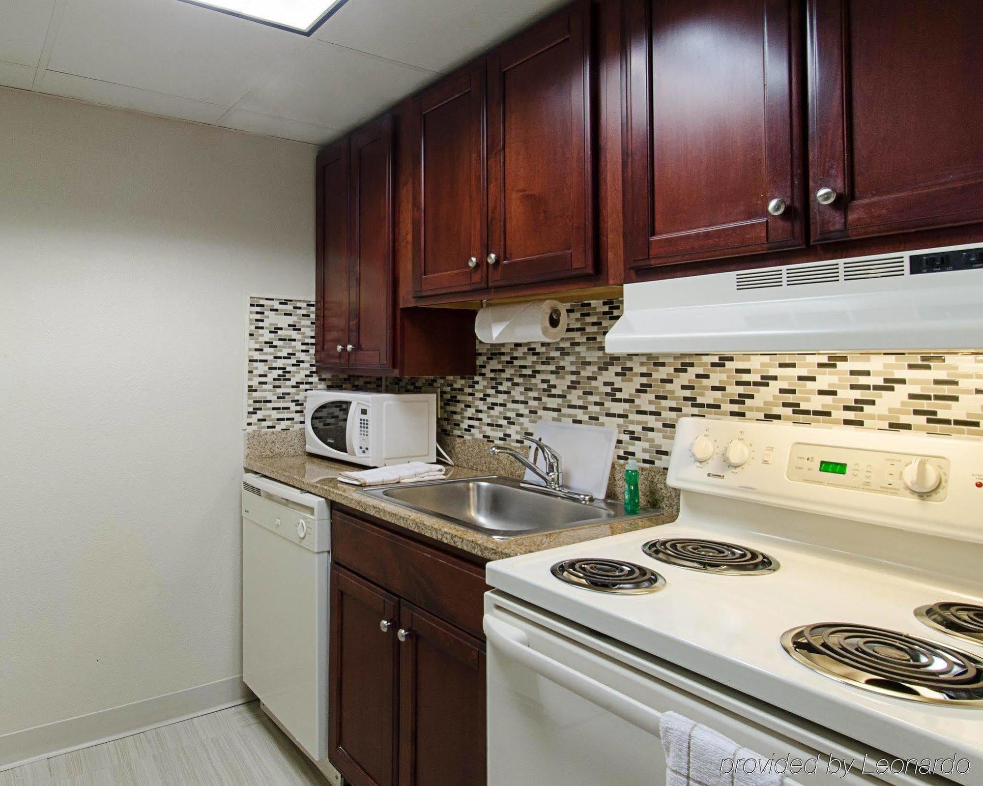 Suburban Extended Stay Hotel Worcester Exterior photo